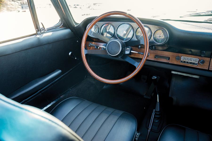 Панель приборов Porsche 911 2.0 Coupe 1965 года  (NA) (фото 30 из 33)